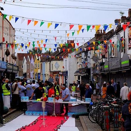 Fernleigh Homestay Bristol Esterno foto